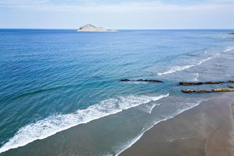 Photo of property in 136 Harper Road, Waimarama, 4294