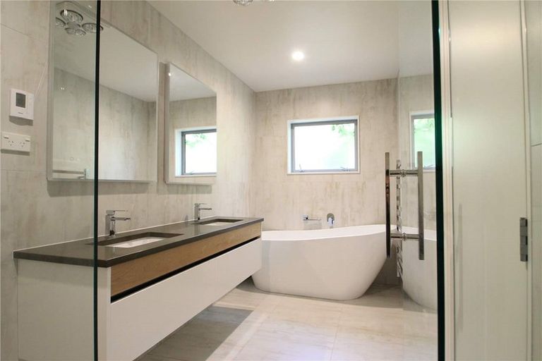 Photo of property in 50 Headland Drive, Long Bay, Auckland, 0630