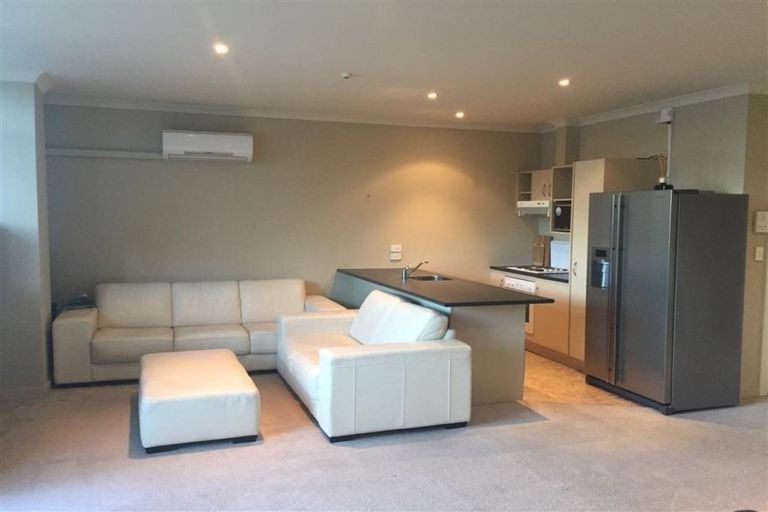 Photo of property in Mclean Towers, 1d/3 Shakespeare Road, Napier South, Napier, 4110