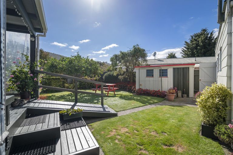 Photo of property in 19 Joanne Crescent, Pukehangi, Rotorua, 3015