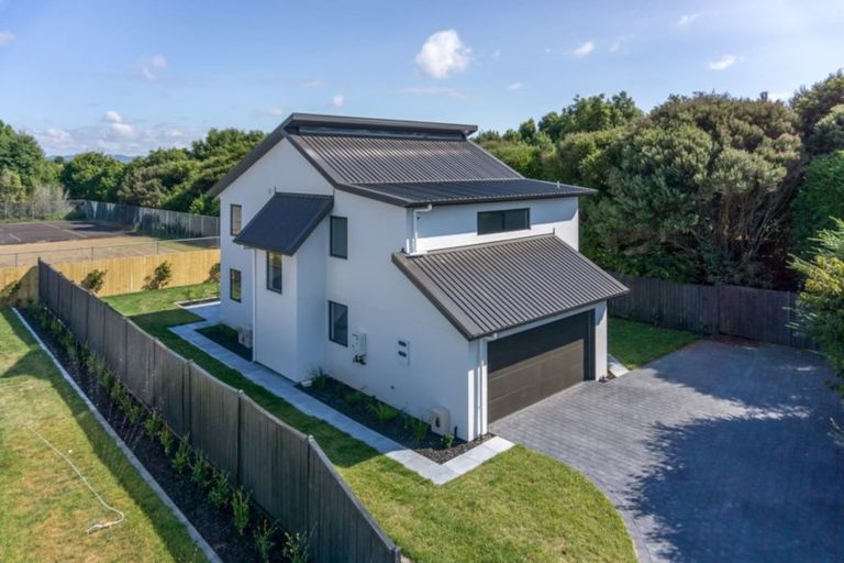 Photo of property in 8b Charles Henry Place, Harrowfield, Hamilton, 3210