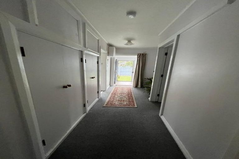 Photo of property in 40 Findlay Street, Tawa, Wellington, 5028