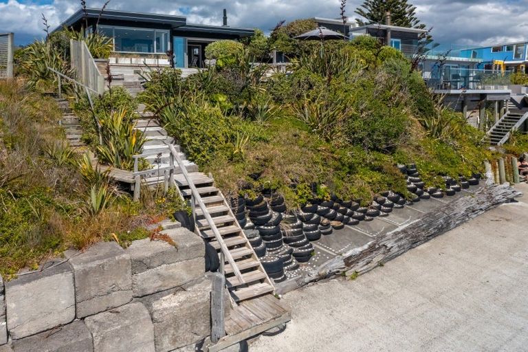 Photo of property in 80 The Esplanade, Raumati South, Paraparaumu, 5032