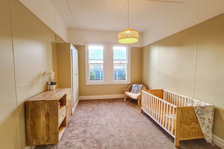 Photo of property in 100 High Street, Waimate, 7924