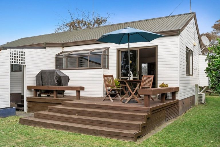 Photo of property in 3 Kane Road, Papamoa Beach, Papamoa, 3118