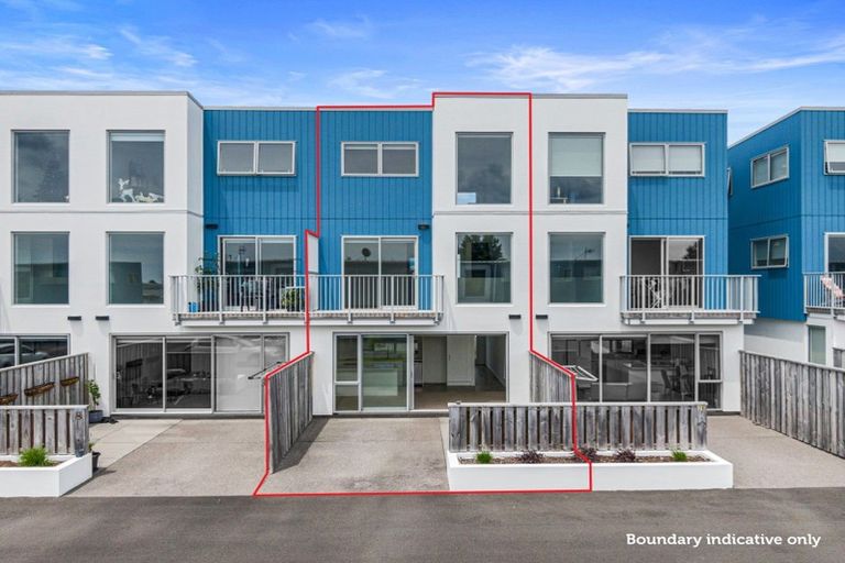 Photo of property in 31 Reynolds Place, Papamoa Beach, Papamoa, 3118