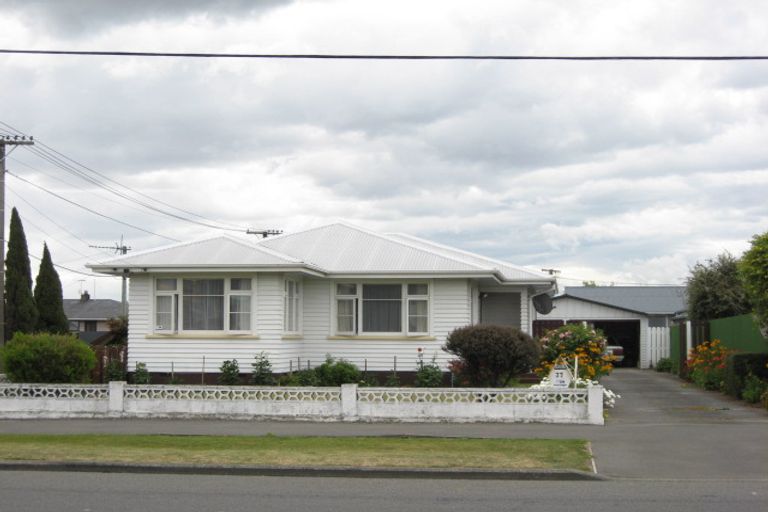 Photo of property in 77 Hargood Street, Woolston, Christchurch, 8062