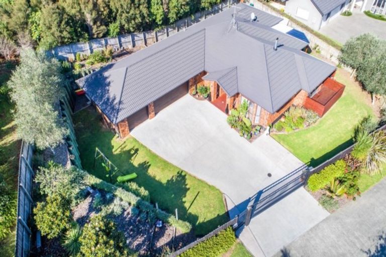 Photo of property in 9 Northvale Place, Pukekohe, 2120