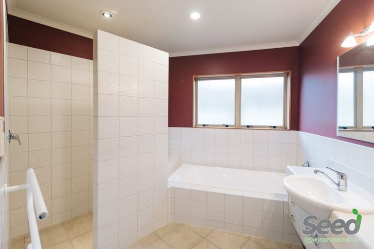 Photo of property in 12 Vermont Court, Huntington, Hamilton, 3210