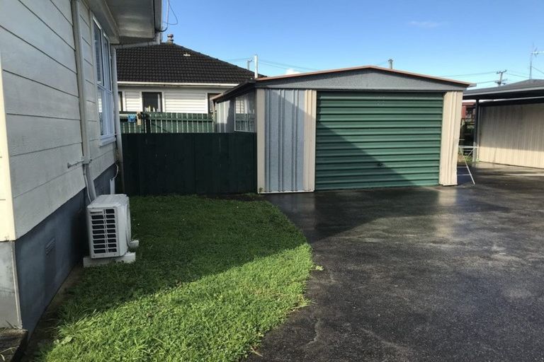 Photo of property in 1/109 Kenderdine Road, Papatoetoe, Auckland, 2025