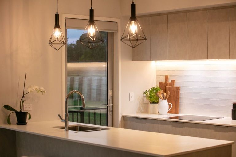 Photo of property in 16 Te Kaka Place, Omokoroa, 3114