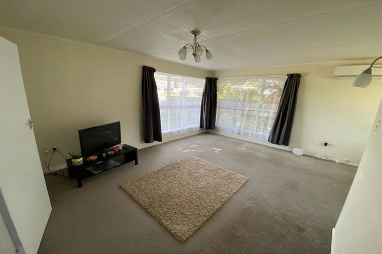 Photo of property in 412 Warspite Avenue, Ascot Park, Porirua, 5024