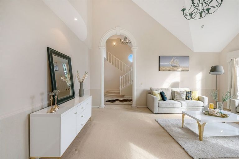 Photo of property in 23 Grammar School Road, Pakuranga, Auckland, 2010