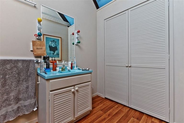 Photo of property in 10 Stredwick Drive, Torbay, Auckland, 0630