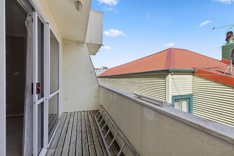 Photo of property in 69d Elizabeth Street, Mount Victoria, Wellington, 6011