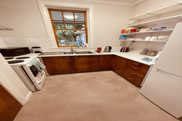 Photo of property in 2 Caprera Street, Melrose, Wellington, 6023