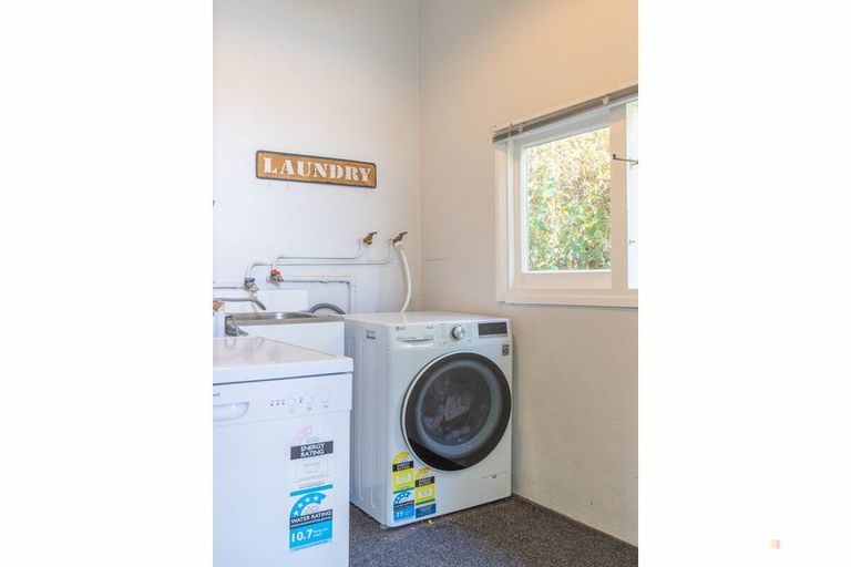 Photo of property in 19 Raymond Street, West End, Timaru, 7910