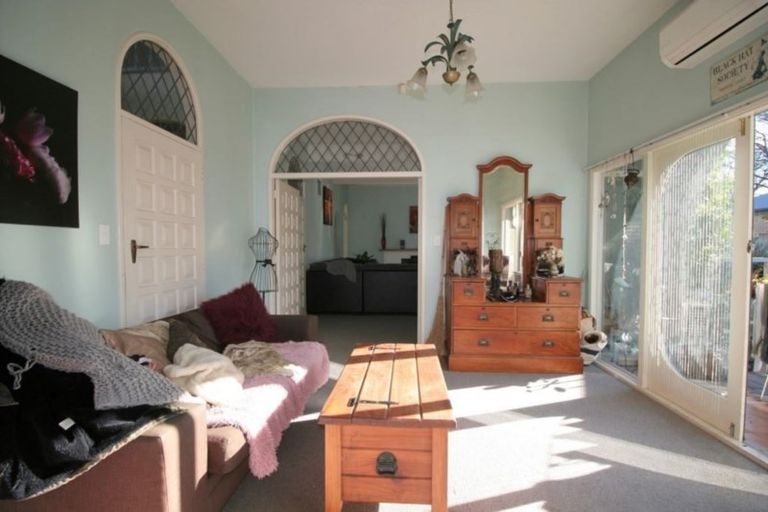 Photo of property in 50 Banks Avenue, Dallington, Christchurch, 8061