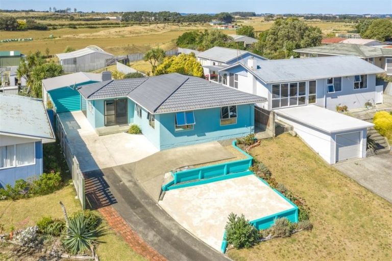 Photo of property in 144 Cornfoot Street, Castlecliff, Whanganui, 4501