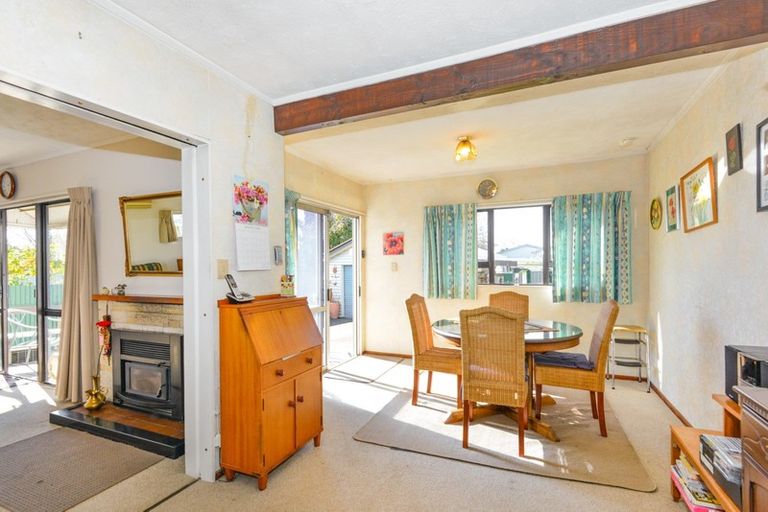 Photo of property in 218 Tudor Avenue, Mayfair, Hastings, 4122