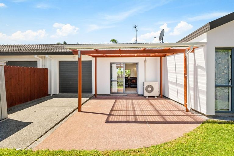 Photo of property in 22 Albizia Avenue, Henderson, Auckland, 0612