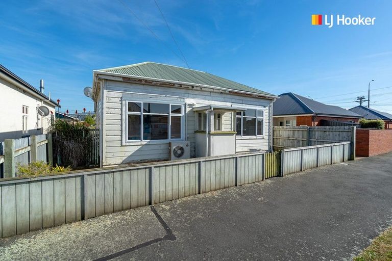 Photo of property in 2 Council Street, Saint Kilda, Dunedin, 9012