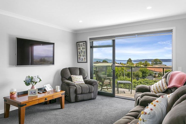 Photo of property in 65 Arrowsmith Avenue, Waipahihi, Taupo, 3330