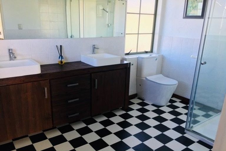 Photo of property in 116 Onetaunga Road, Chatswood, Auckland, 0626