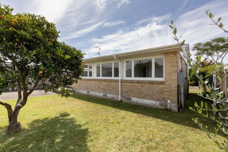 Photo of property in 94 Freyberg Street, Otumoetai, Tauranga, 3110