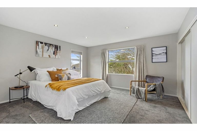 Photo of property in 12a Saint James Avenue, Papanui, Christchurch, 8053