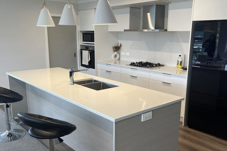 Photo of property in 16 Omaka Place, Aotea, Porirua, 5024