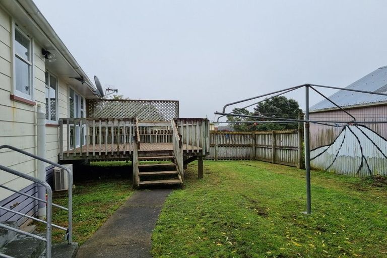 Photo of property in 126 Corinna Street, Waitangirua, Porirua, 5024
