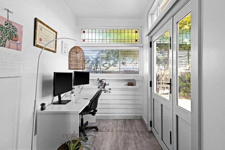 Photo of property in 42a Latham Street, Napier South, Napier, 4110