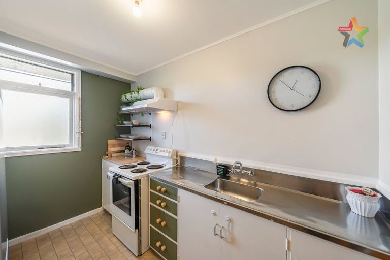 Photo of property in 10/41 Barber Grove, Moera, Lower Hutt, 5010