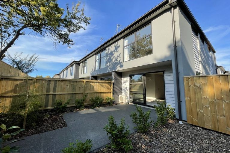 Photo of property in 1/165 Cranford Street, St Albans, Christchurch, 8014