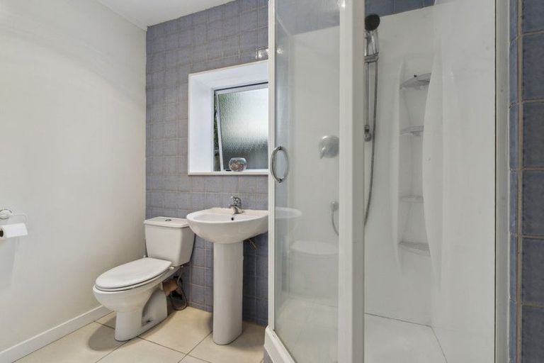 Photo of property in 767 East Coast Road, Northcross, Auckland, 0630