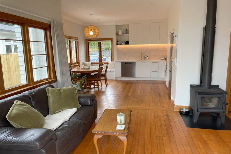 Photo of property in 10 Pitt Street, Maitai, Nelson, 7010