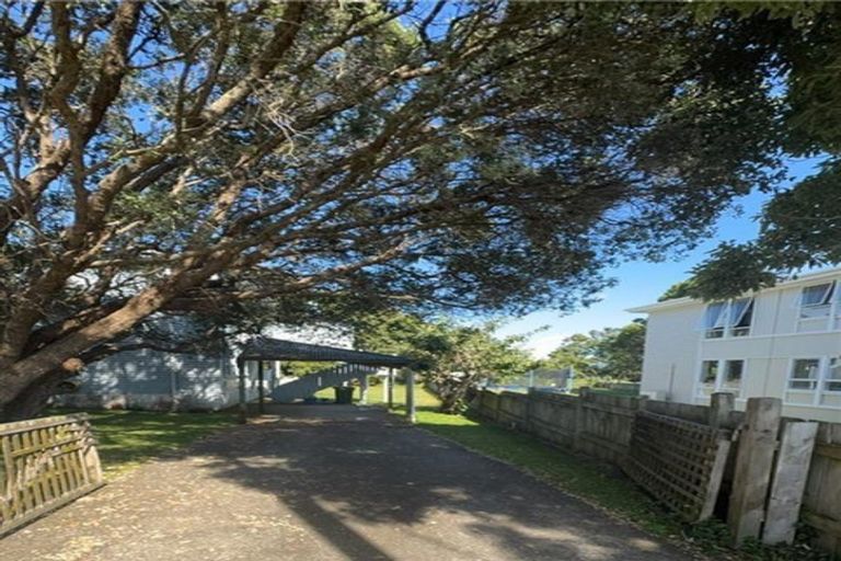 Photo of property in 19 Cook Street, Marfell, New Plymouth, 4310