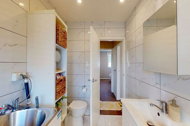 Photo of property in 2/6-8 Keys Street, Elderslea, Upper Hutt, 5018