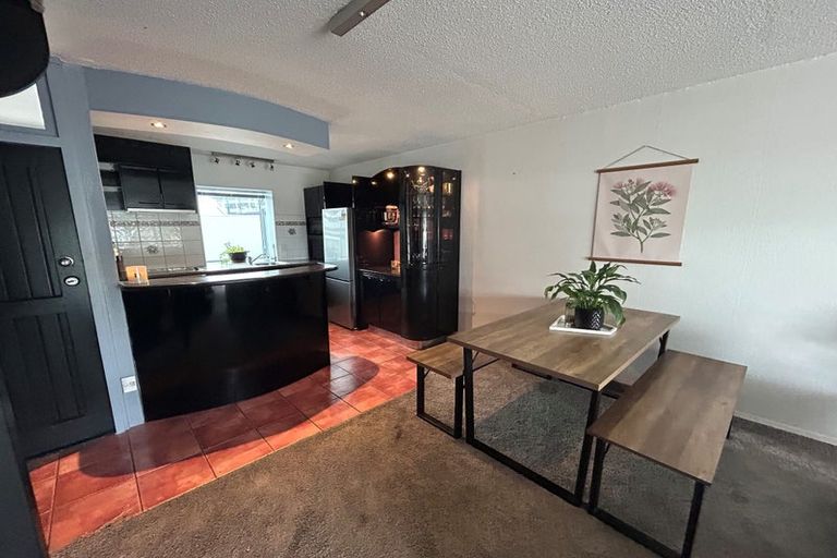 Photo of property in 235 Marine Parade, Napier South, Napier, 4110