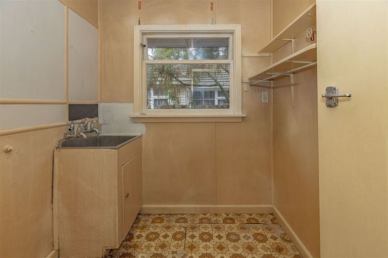 Photo of property in 10 Colman Avenue, Sockburn, Christchurch, 8042