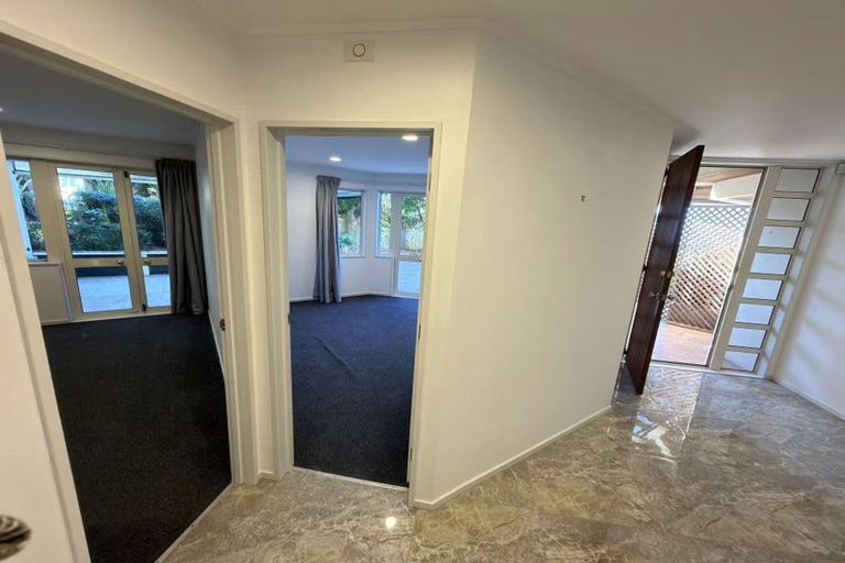 Photo of property in 1/80 Knights Road, Rothesay Bay, Auckland, 0630