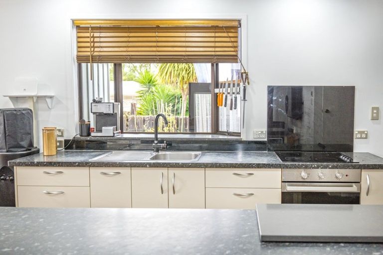 Photo of property in 14 Margate Place, Flaxmere, Hastings, 4120