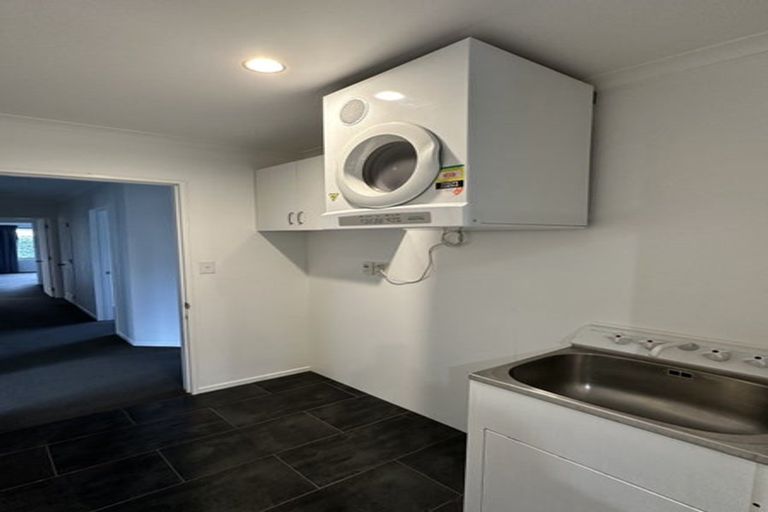 Photo of property in 10 Cairns Crescent, Rototuna, Hamilton, 3210