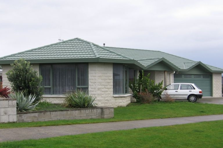 Photo of property in 101 Parnell Heights, Kelvin Grove, Palmerston North, 4414