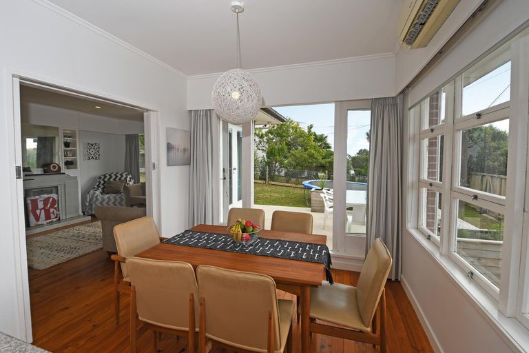 Photo of property in 53 Rodney Street, Wellsford, 0900