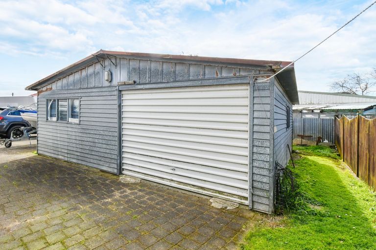 Photo of property in 154 Carruth Road, Papatoetoe, Auckland, 2025