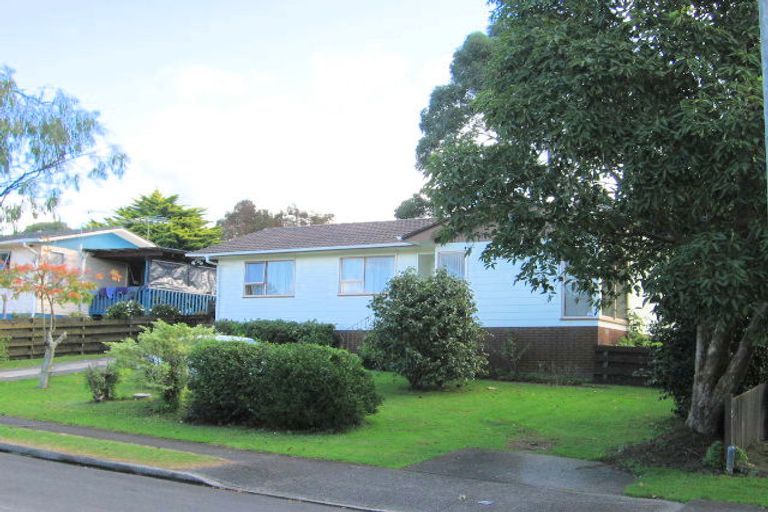 Photo of property in 13 Pulman Place, Clover Park, Auckland, 2019