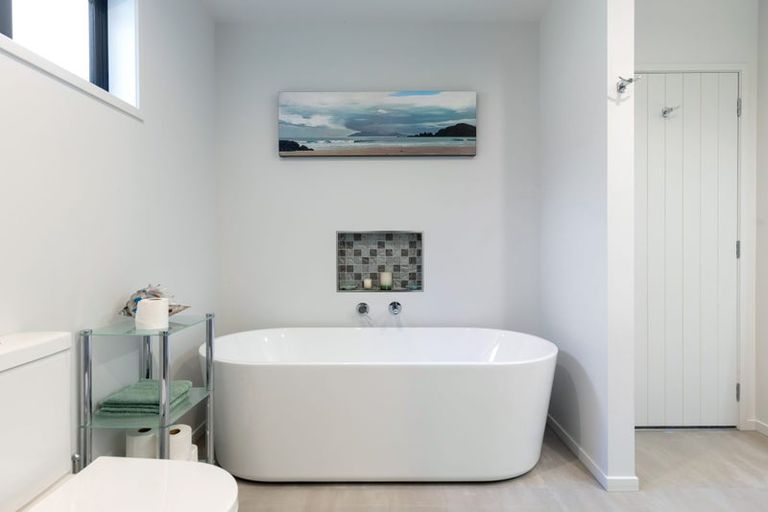 Photo of property in 615 Port Underwood Road, Whatamango Bay, Picton, 7281