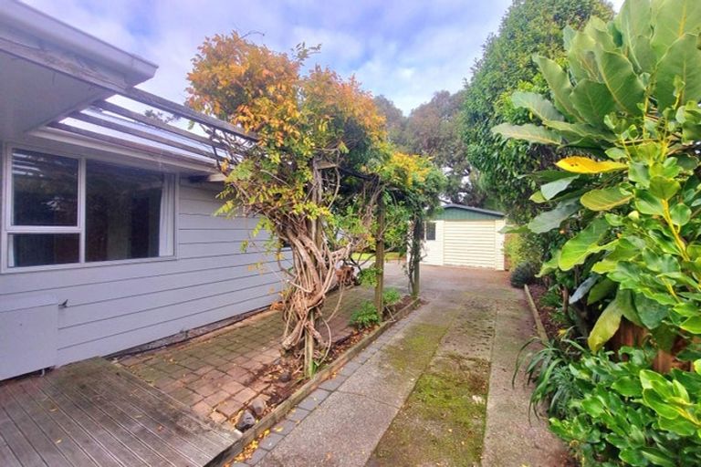Photo of property in 18 Chums Road, Paraparaumu Beach, Paraparaumu, 5032